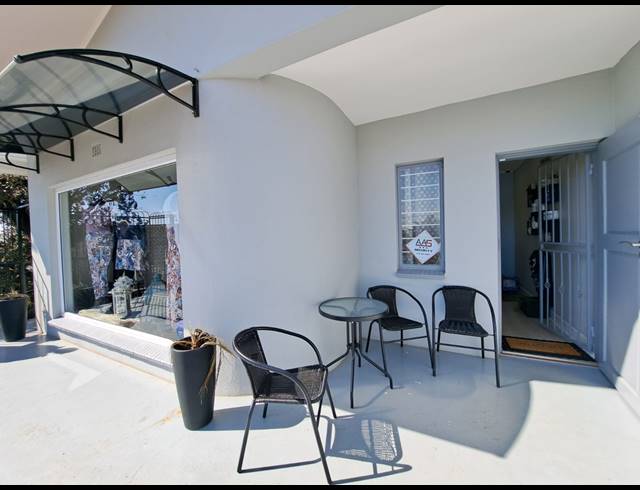 1,345M² BUSINESS FOR SALE IN DALVIEW